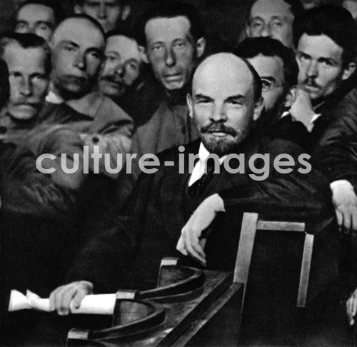 Wladimir Lenin auf der X. Allrussischen Parteikonferenz. Mai 1921