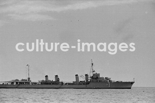 Portugal, Funchal, Madeira, Kriegsschiff, Schiff, Portugal, Funchal, Madeira, Kriegsschiff, Schiff,