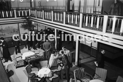 Seefahrt, Interieur, Innenansicht, Inneneinrichtung, Dampfer, Seefahrt, Interieur, Innenansicht, Inneneinrichtung, Dampfer,