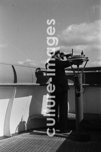 Schiff Bremen, Bordwand, Aussenansicht, Offiziere, Schiff Bremen, Bordwand, Aussenansicht, Offiziere,