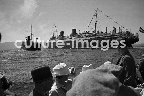 Seefahrt, Schiff, Aussenansicht. Aus der Seefahrt, Schiff, Aussenansicht. Aus der