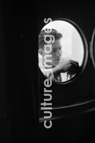 Seefahrt, Bullauge, Detail, . Aus Seefahrt, Bullauge, Detail, . Aus