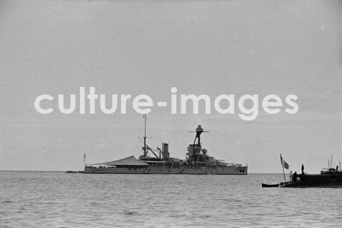 Portugal, Funchal, Madeira, Kriegsschiff, Schiff, Portugal, Funchal, Madeira, Kriegsschiff, Schiff,
