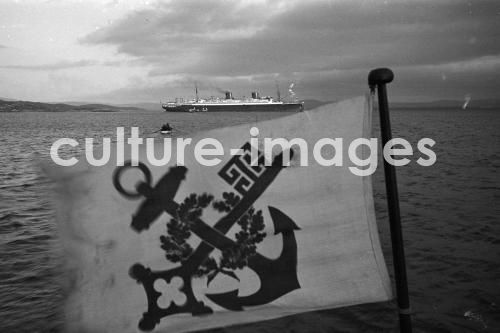Irland, Glengariff, West Cork, Flagge. Irland, Glengariff, West Cork, Flagge.