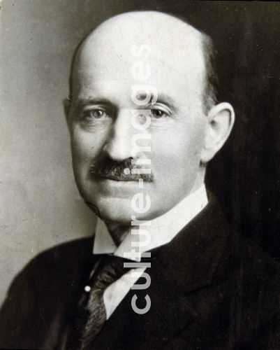 VICTOR PRADERA VICTOR PRADERA