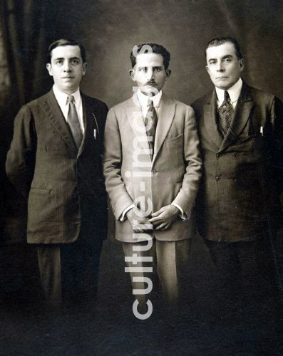 FRANCISCO VILLAESPESA, JOSE SANTOS CHOCANO, NAPOLEON ARCE FRANCISCO VILLAESPESA, JOSE SANTOS CHOCANO, NAPOLEON ARCE
