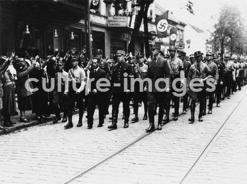 Propagandistically staged funeral procession with prominent National Socialists in Berlin-Köpenick on 26th June 1933