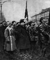 Wladimir Lenin und Jakow Swerdlow bei der Einweihung des Marx-Engels-Denkmals am 7. November 1918